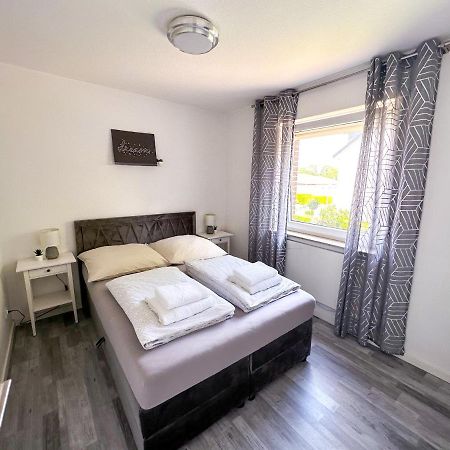 Stilvolles, Frisch Renoviertes 2Zi Apartment Mit Kueche Und Balkon In Kliniknaehe Bad Oeynhausen Luaran gambar