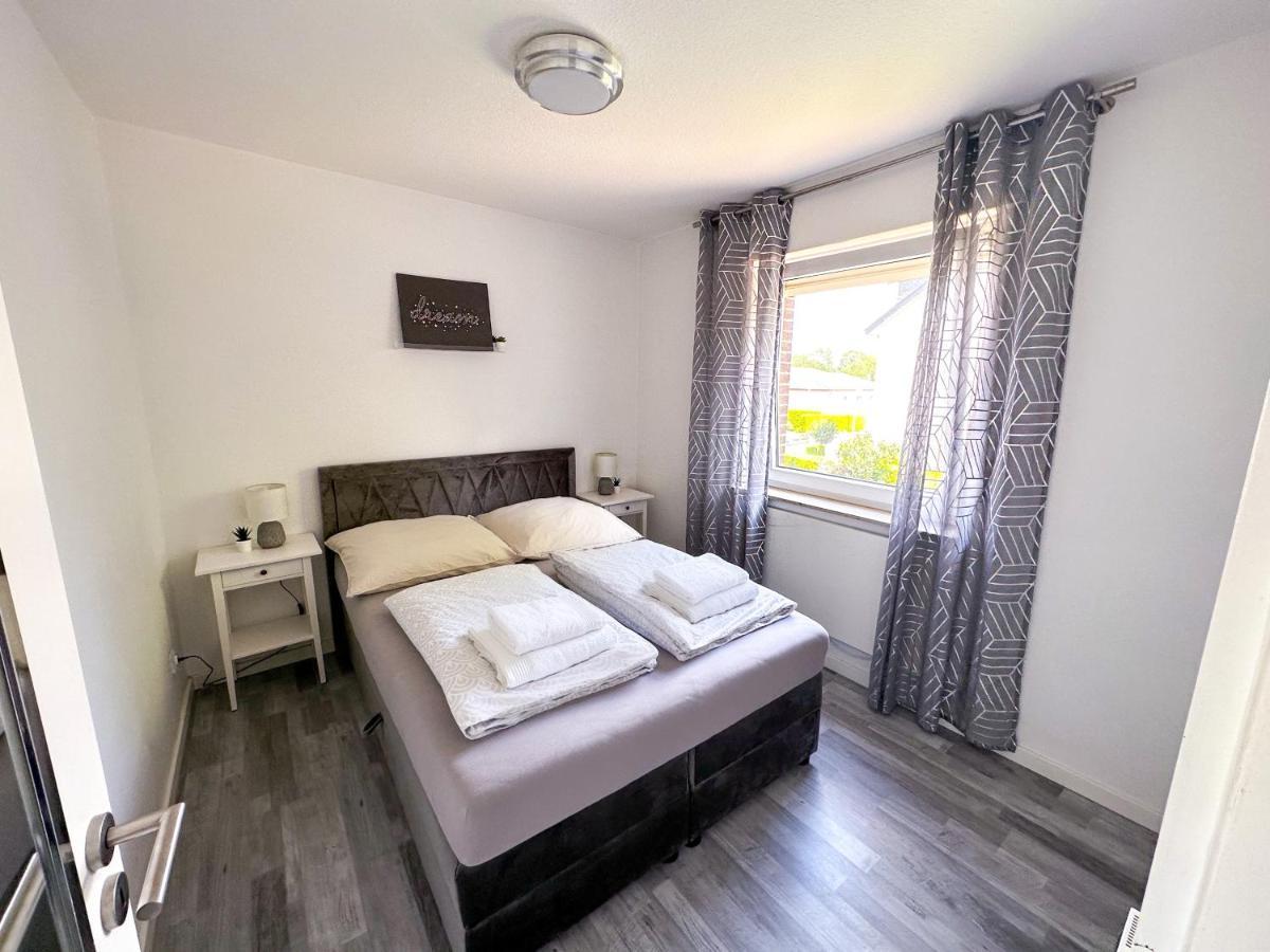 Stilvolles, Frisch Renoviertes 2Zi Apartment Mit Kueche Und Balkon In Kliniknaehe Bad Oeynhausen Luaran gambar